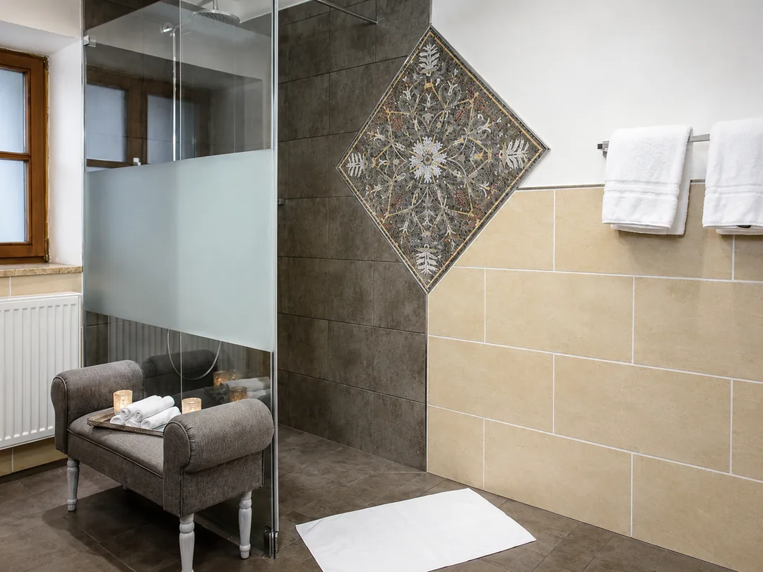 Badezimmer Großes Landhaus I