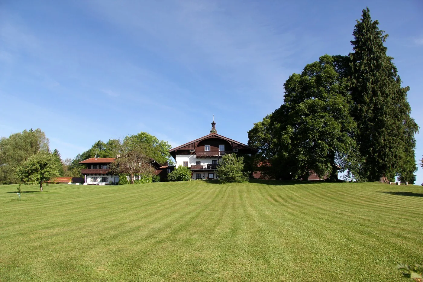 Gut Rechetsberg mit großer Wiese